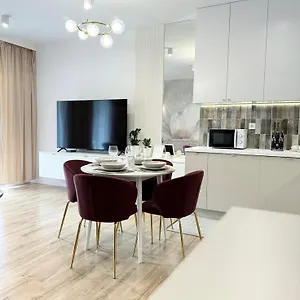 19 Apartament